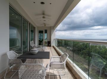 Apartamento de 4 habitaciones, Panamá · Apartamento de Lujo Frente Al Mar en PH Marea I - Costa del Este
