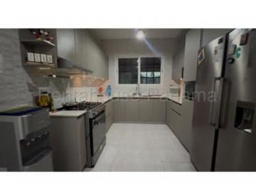 Casa de 4 habitaciones, Panamá · Venta de Casa en Altos de Panama 26gb4616