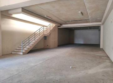 Bodega-Galpón-Depósito · 448m² · 3 Estacionamientos · Bodega 448 m² - Don Bosco