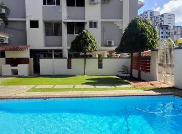 Apartamento · 68m² · 2 Recámaras · 1 Estacionamientos · Alquiler de Apto. en La 12 de Octubre