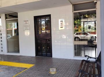Apartamento · 64m² · 2 Recámaras · 1 Estacionamientos · Venta de Apartamento en PH Monterrey II. Vc