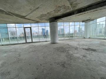 Oficina comercial de 4 habitaciones, Panamá · Venta de Piso Completo / Mitad en El F&f Tower El Tornillo | Calle 50