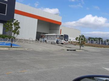Bodega-Galpón-Depósito , Panamá · Galera en Pacora en Alquiler
