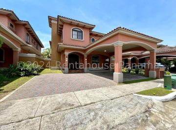 Casa de 4 habitaciones, Panamá · Casa en Venta en Costa Sur