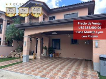 Casa · 334m² · 4 Recámaras · 2 Estacionamientos · Venta de Casa Modelo Lyon Remodelada Versalles 1 Juan Diaz