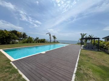Casa de 4 habitaciones, San Carlos · Hermosa Casa de Playa, Ubicada en Proyecto Privado con Todas Sus Comodidades