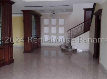 Casa de 3 habitaciones, Panamá · Venta de Casa en Betania