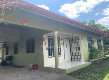 Casa · 685m² · 3 Recámaras · 2 Estacionamientos · Alquiler de Casa en Bugaba 3r Cercada