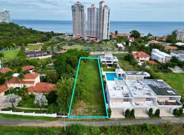 Terreno / Lote , Chame · Coronado Terreno Frente Al Country Club