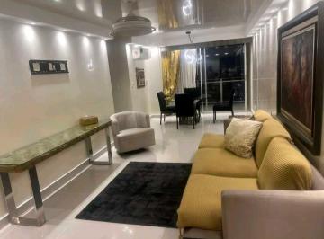 Apartamento · 117m² · 3 Recámaras · 2 Estacionamientos · Apartemento en Hato Pintado 3rec 2.5b Full Amoblado 117 m²
