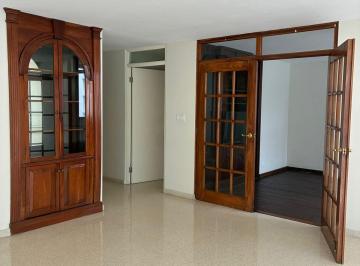 Apartamento · 190m² · 3 Recámaras · 2 Estacionamientos · Venta de Apartamento - PH Torre del Sol