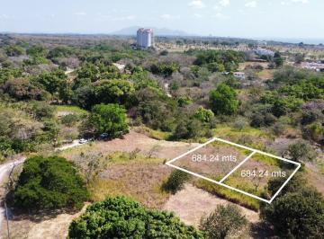 Terreno / Lote · 684m² · Se Vende Terreno en San Carlos El Arenal