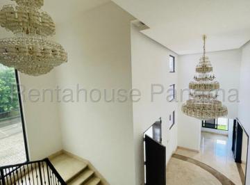 Casa de 4 habitaciones, Panamá · Vendo Casa en Zona Residencial Privada Parque del Mar en Costa del Este. Mrm