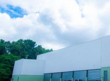 Bodega-Galpón-Depósito · 175m² · 24 de Dic Galera/bodega 175 m² a Solo $9600