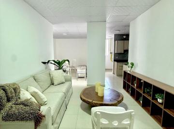 Apartamento · 80m² · 2 Recámaras · 1 Estacionamientos · Alquiler Cerca del Metro - PH Valentina - El Ingenio