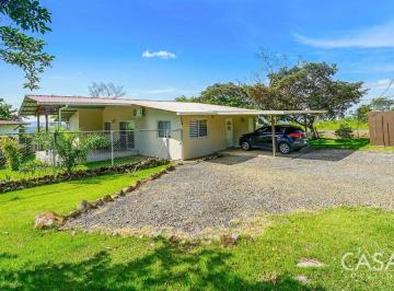 Casa de 3 habitaciones, Boquete · Casa de 3 Recámaras en Venta en Vía Caldera Cerca de Eden Canyon, Boquete