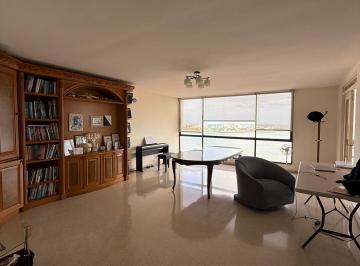 Apartamento · 252m² · 3 Recámaras · 2 Estacionamientos · Vendo Apartamento Punta Paitilla Winston Churchill