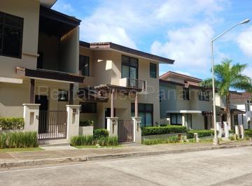 Casa de 3 habitaciones, Arraiján · Casa en Venta en Panama Pacifico