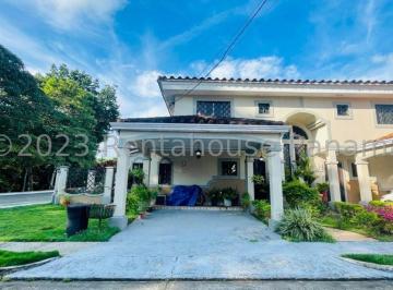 Casa de 3 habitaciones, Panamá · Casa en Alquiler en Albrook