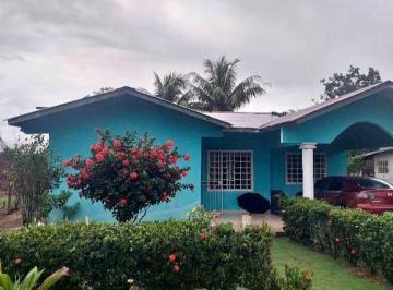 Casa · 140m² · 2 Recámaras · 2 Estacionamientos · Vendo Casa en David - La Riviera