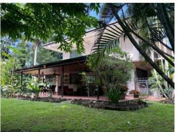Casa · 300m² · 3 Recámaras · 2 Estacionamientos · Casa en Ancon en Corozal Zona del Canal de Panamá