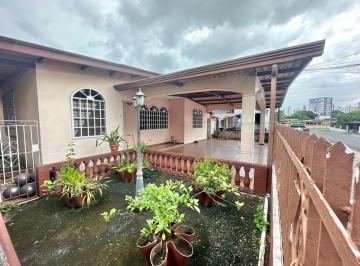 Casa de 5 habitaciones, Panamá · Venta de Casa en Parque Lefevre