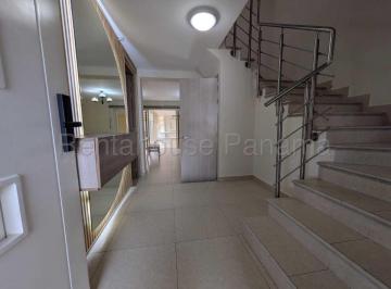Casa de 3 habitaciones, Panamá · Se Vende Casa en Versalles Vlu26 - 5278