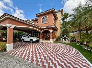 Casa de 4 habitaciones, Panamá · Casa en Venta en Costa Sur