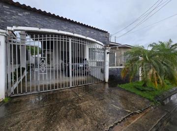 Casa de 3 habitaciones, Panamá · Venta de Casa en San Antonio