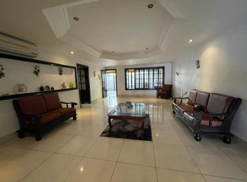 Casa · 330m² · 4 Recámaras · 2 Estacionamientos · Venta de Casa en Hato Pintado, Pueblo Nuevo