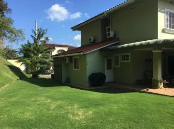 Casa · 263m² · 3 Recámaras · 2 Estacionamientos · Villa Lucre - Casa en Venta con Amplio Terreno
