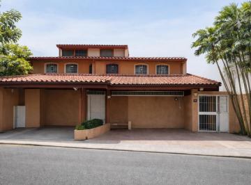 Casa · 294m² · 3 Recámaras · 3 Estacionamientos · ID 25677 Se Vende - Comercial con Patio en Obarrio – Zonificación 1zm6