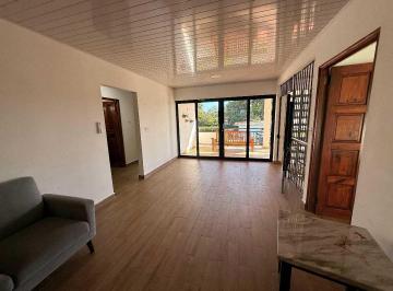 Casa · 1000m² · 4 Recámaras · 2 Estacionamientos · Alquiler de Casa en David Interamericana 4r Amoblada