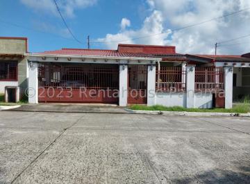 Casa de 3 habitaciones, Panamá · Casa en Venta en Las Cumbres