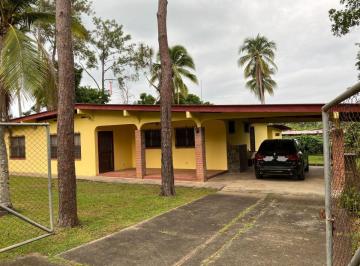 Casa de 3 habitaciones, Chame · Venta de Casa en Nueva Gorgona, Panamá Oeste, con Terreno de 1,200 m²