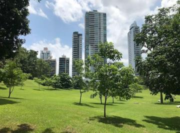 Apartamento de 2 habitaciones, Panamá · Venta Apartamento | Carrasquilla | con Vista Privilegiada Al Parque Omar (Ip)