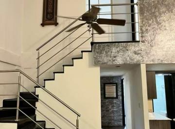 Apartamento · 117m² · 3 Recámaras · 2 Estacionamientos · Alquiler o Venta de Apartamento Loft en Albrook