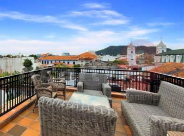 Apartamento de 3 habitaciones, Panamá · Apartamento en Venta en Casco Antiguo – Exclusivo Penthouse – Terrazas, Jacuzzi y Vistas Panorámicas