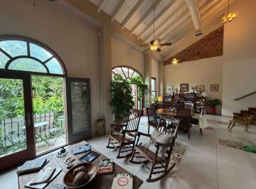 Apartamento de 3 habitaciones, Panamá · Penthouse en Casco Antiguo con Rooftop Privado