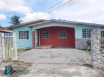 Casa · 200m² · 4 Recámaras · 2 Estacionamientos · Se Vende Casa 429 M²,villa Mercedes