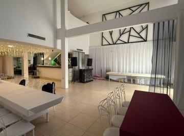 Local comercial · 330m² · Local Tiffany en Obarrio Para Alquiler
