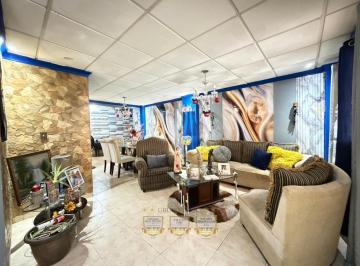 Casa · 200m² · 3 Recámaras · 2 Estacionamientos · Casa en Venta Pedregal