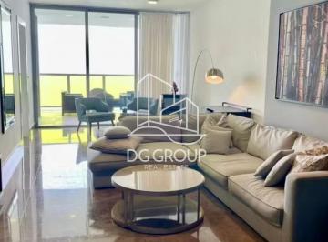 Apartamento · 167m² · 2 Recámaras · 1 Estacionamientos · Alquiler de Apartamento en Av Balboa PH Yoo Panamá