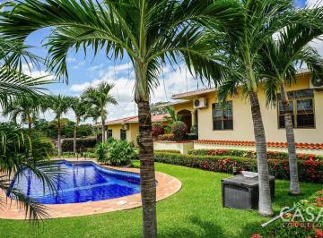 Apartamento de 2 habitaciones, David · Condominio de 2 Habitaciones en Venta en Cuesta del Sol, David, Chiriquí. 118 m²