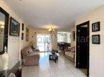 Casa de 3 habitaciones, San Miguelito · Amplia Casa en Venta en Brisas del Golf