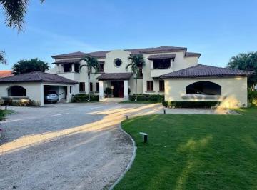 Casa · 909m² · 8 Recámaras · 7 Estacionamientos · Buenaventura Mansion / Buenaventura / Venta