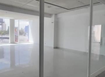 Local comercial · 94m² · 2 Estacionamientos · Alquilo o Vendo Local o Oficina The Towers San Francisco