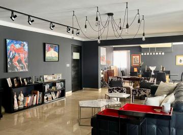 Apartamento de 4 habitaciones, Panamá · Apartamento en Venta en El Cangrejo – 330 m² | $325,000