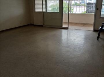 Apartamento de 3 habitaciones, Panamá · Venta de Apartamento en Calle 50 PH Señorial 50