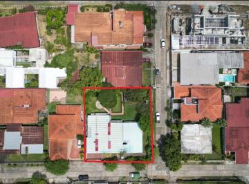 Casa de 3 habitaciones, Panamá · Venta de Casa en San Francisco, Loma Alegre, 1,137 m² de Terreno y 344 m² de Construcción